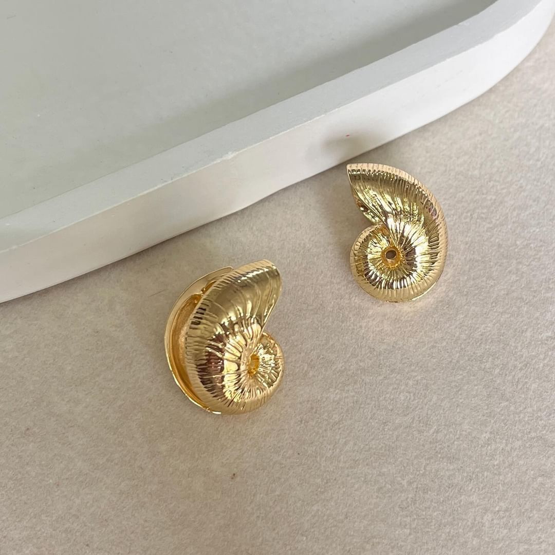 Eiti Jewels Serene Swirl 18K Gold Plated Mystic Muse