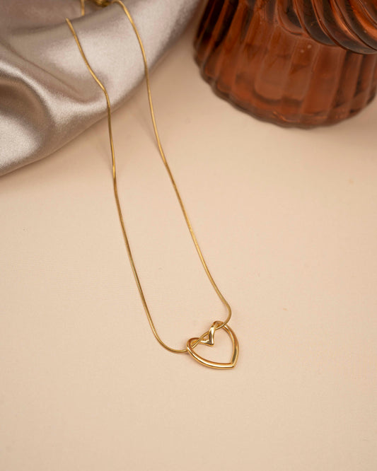 Eiti Jewels Entwined Love 18K Gold Plated Pendant Chain